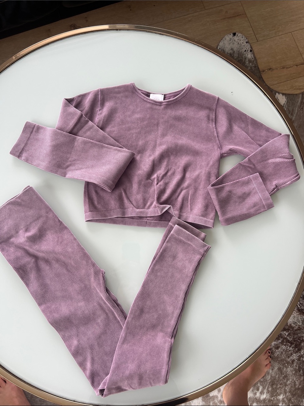 Zara Kids Ribbed Lounge Leggings and Top in Mauve . Perfect for dance. Like new.